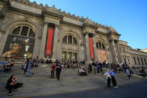 Les escaliers du Metropolitan Museum of Art